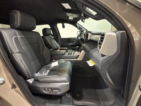 New 2026 Toyota Tundra Limited AWD/4WD image 18