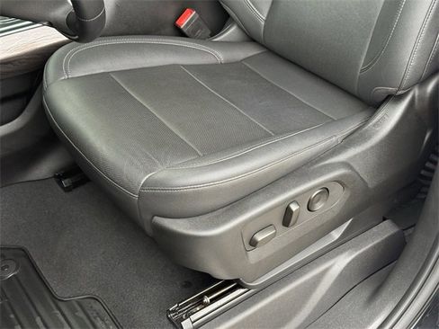 Used 2024 Chevrolet Silverado 2500 LTZ w/ LTZ Plus Package image 18