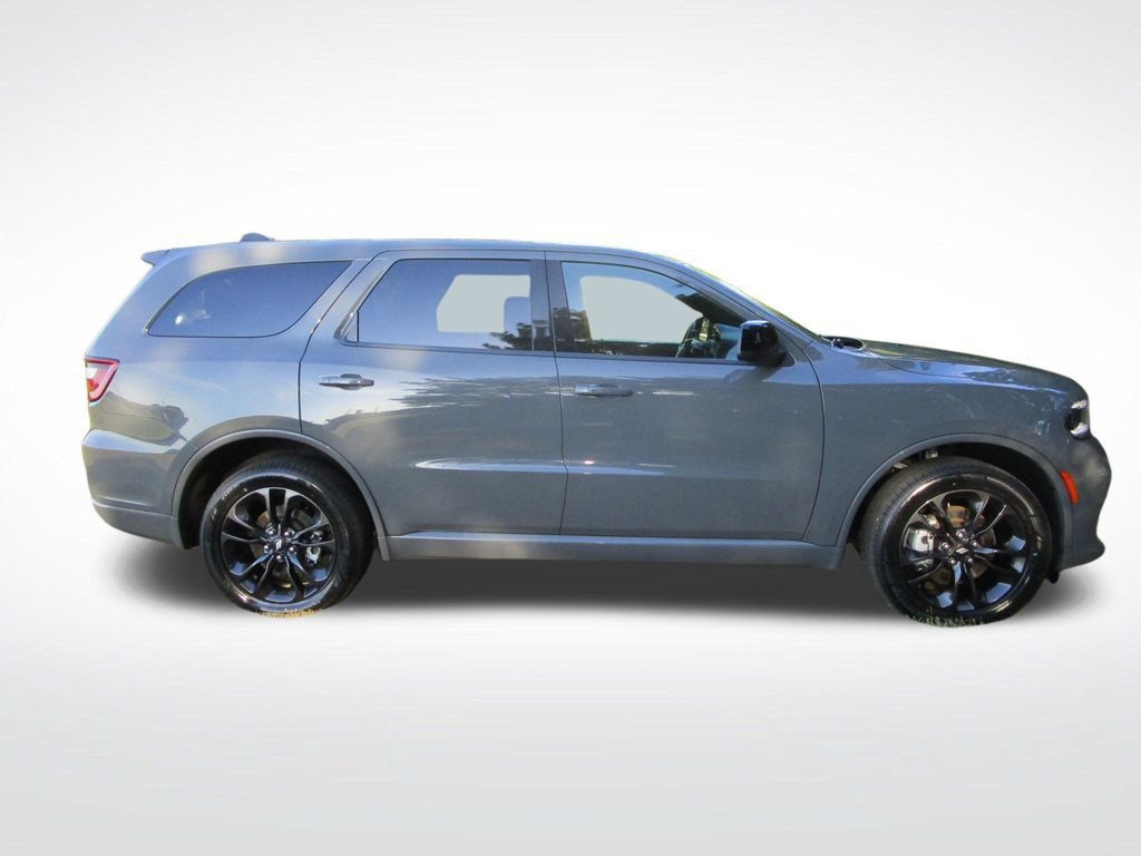 Used 2025 Dodge Durango GT AWD/4WD image 8