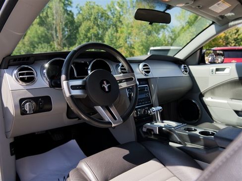 Used 2008 Ford Mustang GT Premium RWD image 17