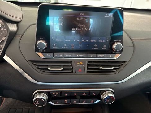 Used 2019 Nissan Altima 2.5 SR w/ SR Premium Package image 27