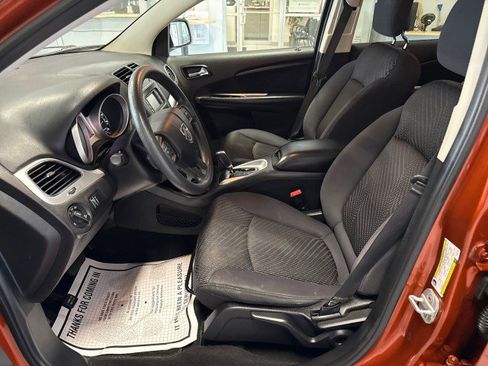 Used 2012 Dodge Journey SXT w/ Flexible Seating Group FWD image 15