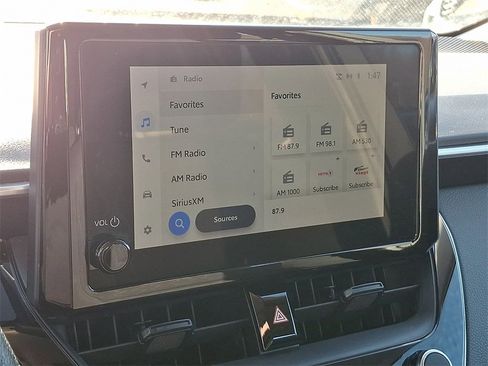 Used 2024 Toyota Corolla LE image 17