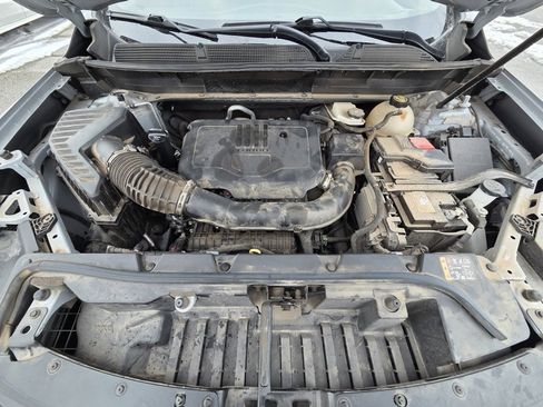 Used 2022 GMC Acadia SLE w/ Driver Convenience Package image 33