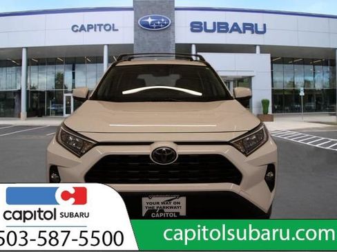 Used 2019 Toyota RAV4 XLE Premium w/ All Weather Liner Package AWD/4WD image 8