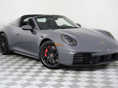 New 2026 Porsche 911 Targa 4S image 9