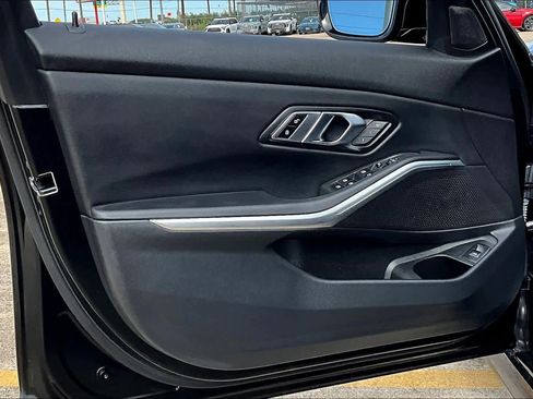 Used 2023 BMW M340i w/ Shadowloine Package image 21