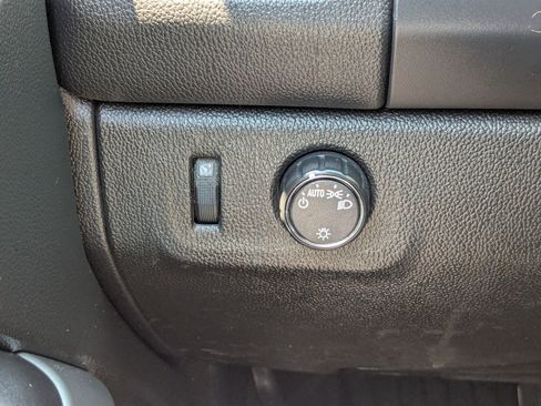 Used 2021 Chevrolet Colorado LT RWD image 19