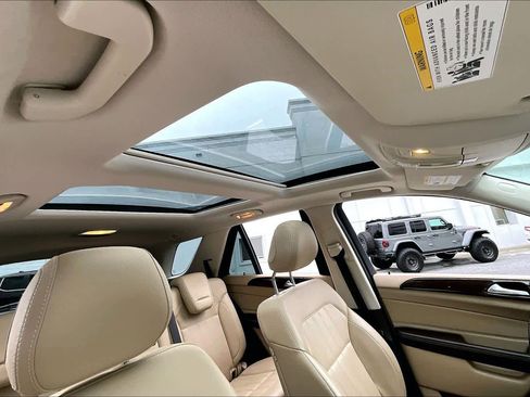 Used 2017 Mercedes-Benz GLE 350 4MATIC image 13