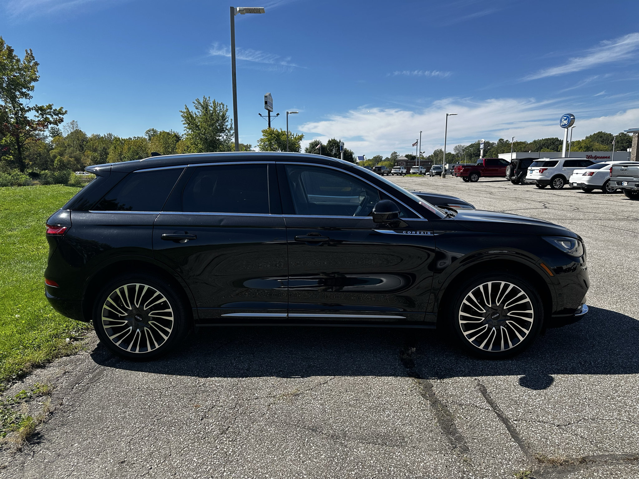 Used 2020 Lincoln Corsair Reserve w/ Equipment Group 201A AWD/4WD image 5