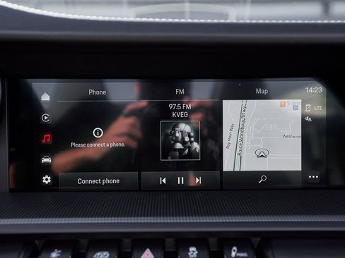 Used 2024 Porsche 911 Carrera GTS w/ Premium Package image 61