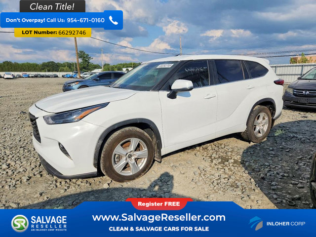 Used 2023 Toyota Highlander LE AWD/4WD image 1