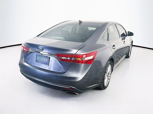 Used 2016 Toyota Avalon Limited w/ Toyota Safety Sense Package FWD image 9