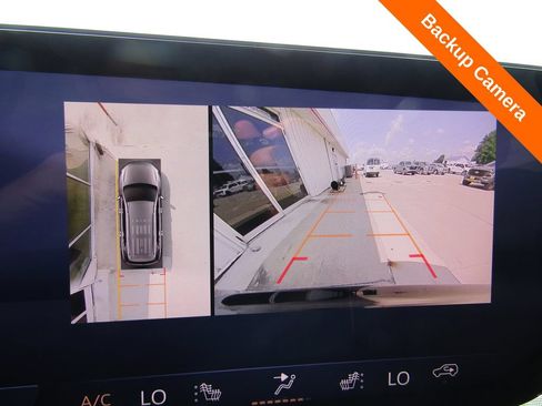 Used 2026 Buick Enclave Preferred AWD/4WD image 17