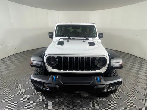 Certified 2025 Jeep Wrangler Unlimited Rubicon 4xe w/ Safety Group AWD/4WD image 4