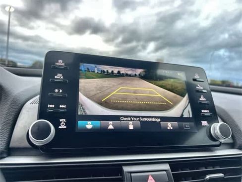 Certified 2018 Honda Accord Touring image 26