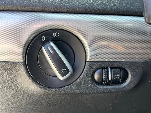 Used 2017 Volkswagen Jetta S w/ Jetta S Cold Weather Package image 15