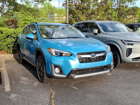 Used 2019 Subaru Crosstrek Hybrid w/ Moonroof Package w/Navigation image 2