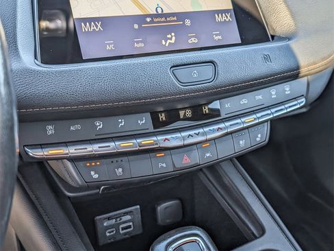 Used 2019 Cadillac XT4 Premium Luxury image 27