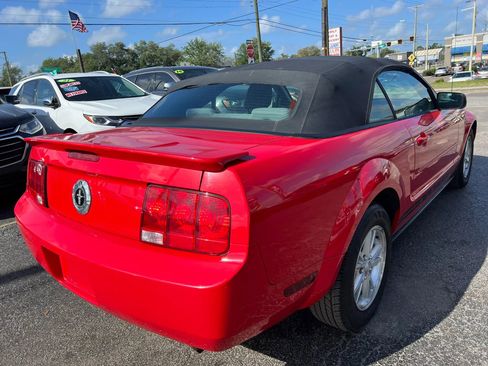 Used 2008 Ford Mustang Deluxe Convertible image 5