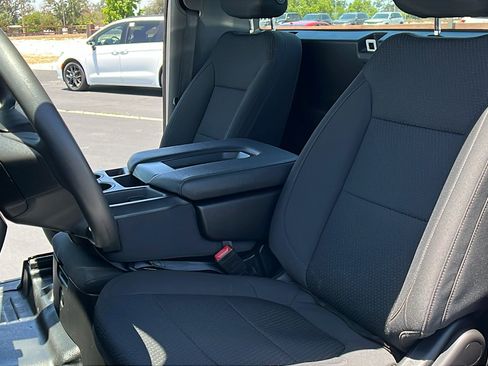 Used 2022 Chevrolet Silverado 1500 W/T RWD image 18