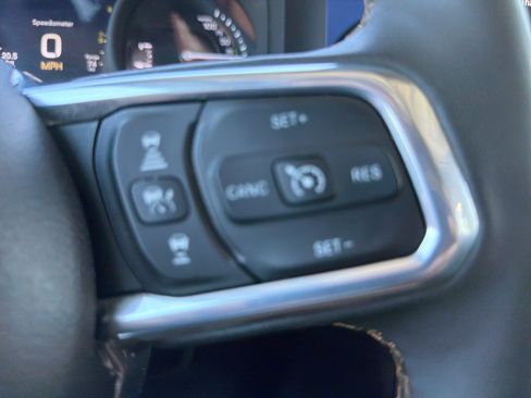 Used 2024 Jeep Wrangler Unlimited Sahara w/ Safety Group AWD/4WD image 19