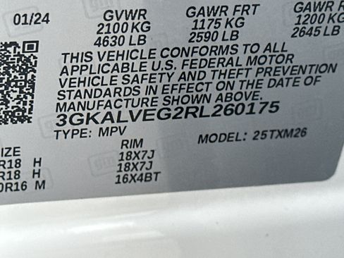 Used 2024 GMC Terrain SLT AWD/4WD image 32