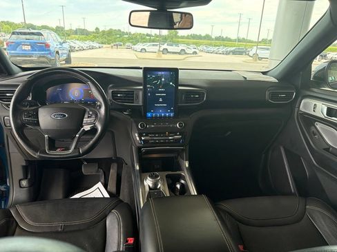 Used 2020 Ford Explorer ST w/ Premium Technology Package AWD/4WD image 14