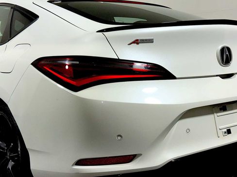 Used 2023 Acura Integra A-Spec image 27