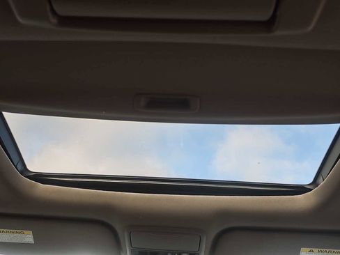 Used 2024 Honda Odyssey Elite image 15