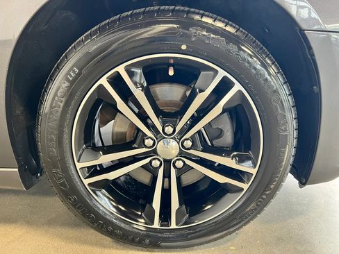 Used 2014 Dodge Charger R/T AWD/4WD image 10