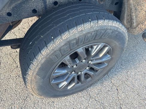 Used 2019 Ford Ranger XLT w/ Equipment Group 301A Mid image 12