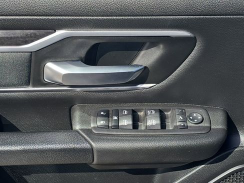 Used 2022 RAM 1500 Big Horn AWD/4WD image 30