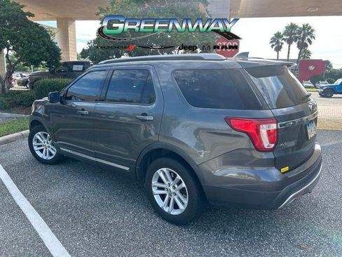 Used 2016 Ford Explorer XLT w/ Equipment Group 202A FWD image 2