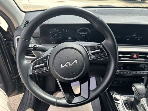 Used 2024 Kia Seltos EX FWD image 14