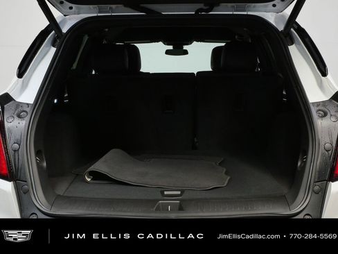 Used 2025 Cadillac XT5 Luxury FWD image 30