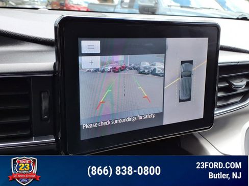 Certified 2023 Ford Explorer XLT w/ Equipment Group 202A AWD/4WD image 17