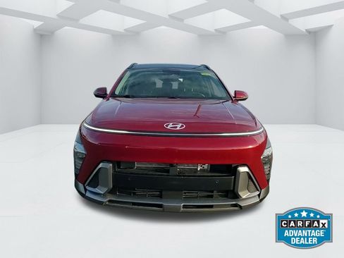 Certified 2025 Hyundai Kona Limited AWD/4WD image 10