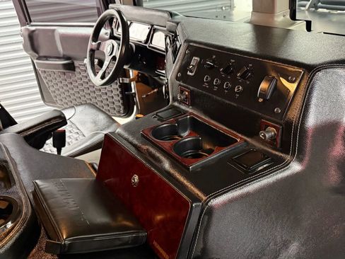 Used 2002 HUMMER H1 4-Door Wagon image 27