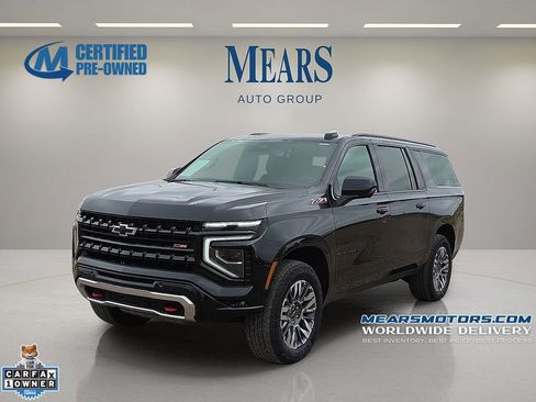 Used 2025 Chevrolet Suburban Z71 AWD/4WD image 1