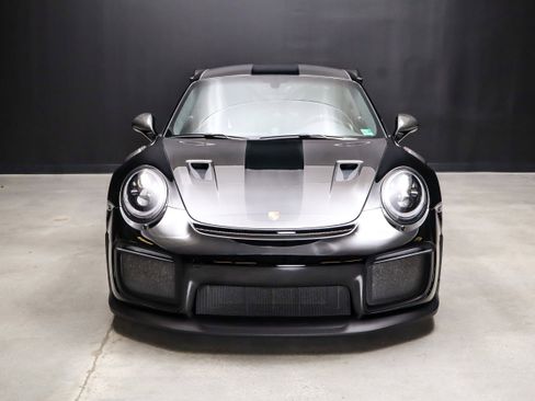 Certified 2018 Porsche 911 GT2 RS RWD image 6