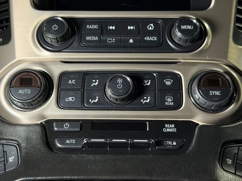 Used 2015 GMC Yukon XL Denali w/ Open Road Package AWD/4WD image 45