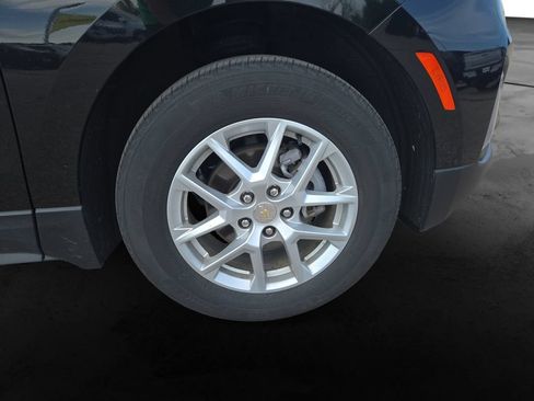 Used 2024 Chevrolet Equinox LT FWD image 12