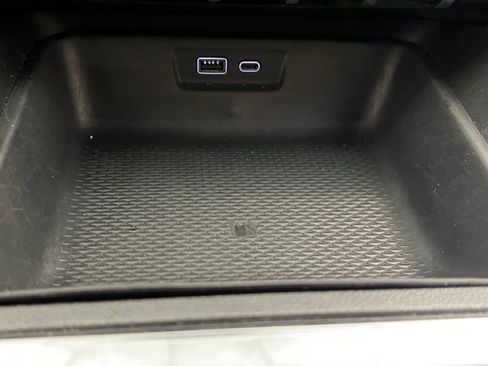 Used 2025 GMC Terrain Elevation image 44