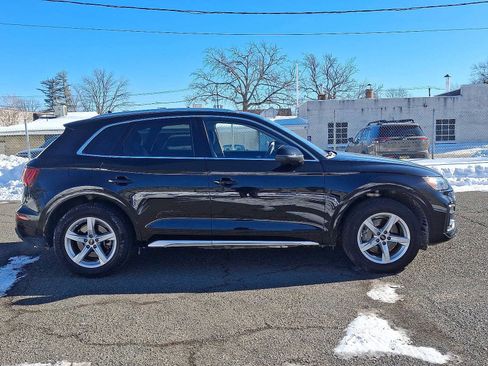 Certified 2023 Audi Q5 Premium w/ Convenience Package image 26