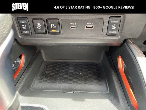 Used 2022 Nissan Frontier PRO-4X image 23