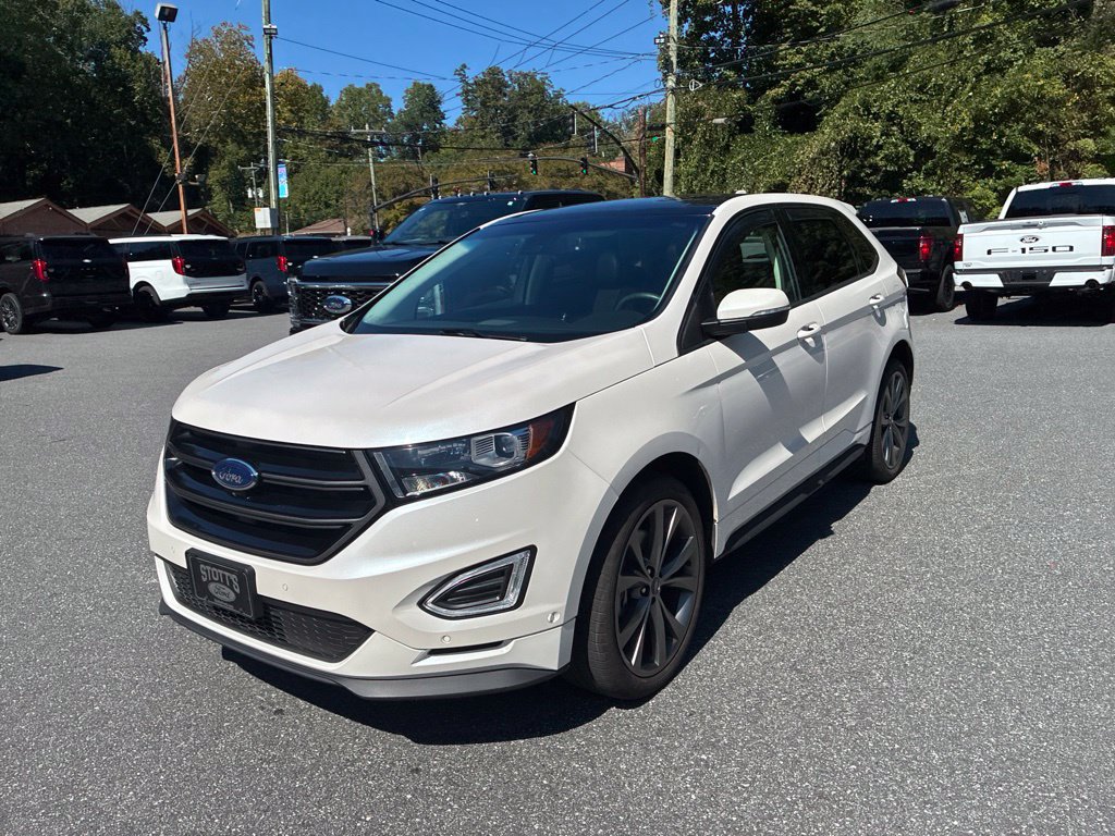 Used 2018 Ford Edge Sport w/ Equipment Group 401A AWD/4WD image 6