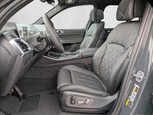 New 2026 BMW X5 xDrive50e w/ M Sport Package AWD/4WD image 4