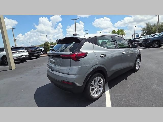 New 2027 Chevrolet Bolt LT w/ Comfort Package FWD image 18