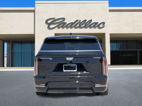 New 2025 Cadillac Escalade IQ Luxury 2 image 4